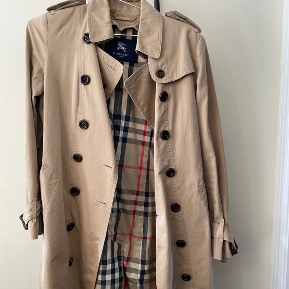Burberry trench coat (vintage)